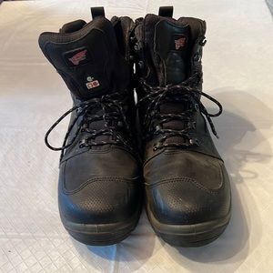 Redwing work boot. Tradesman. 6” with zipper.
